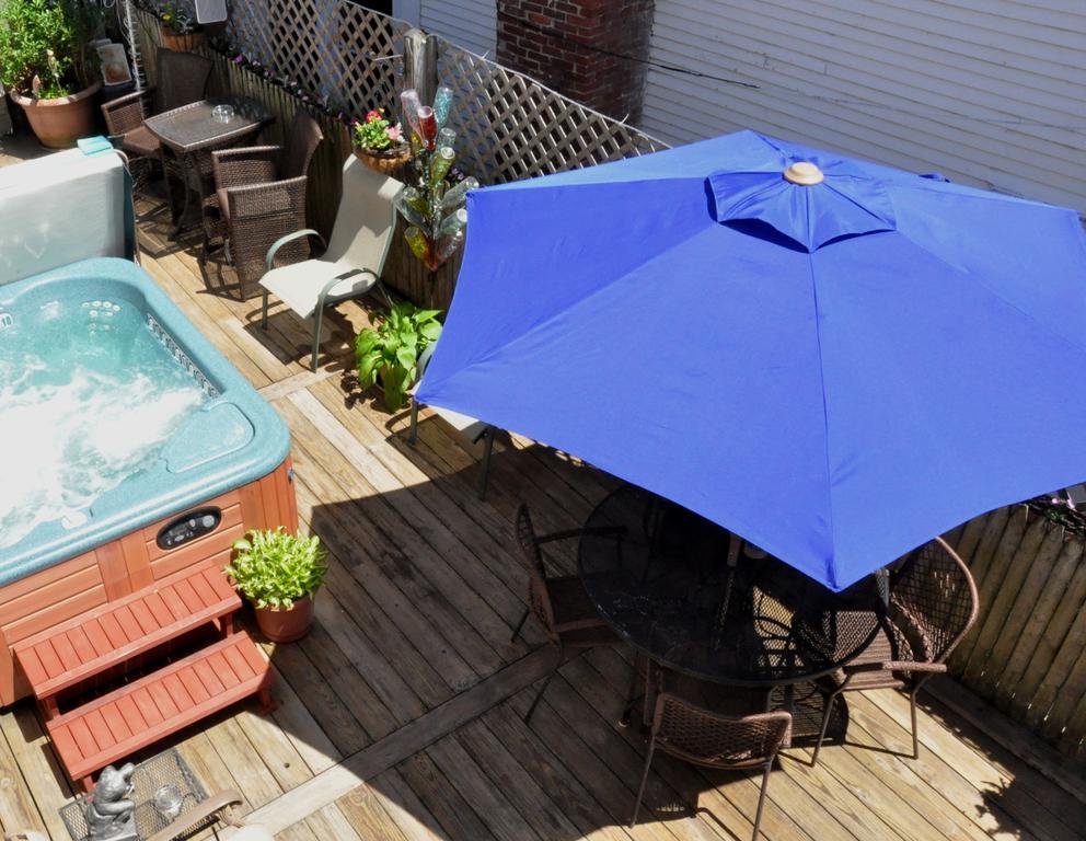 The Gaslamp Bed And Breakfast Provincetown Exterior foto